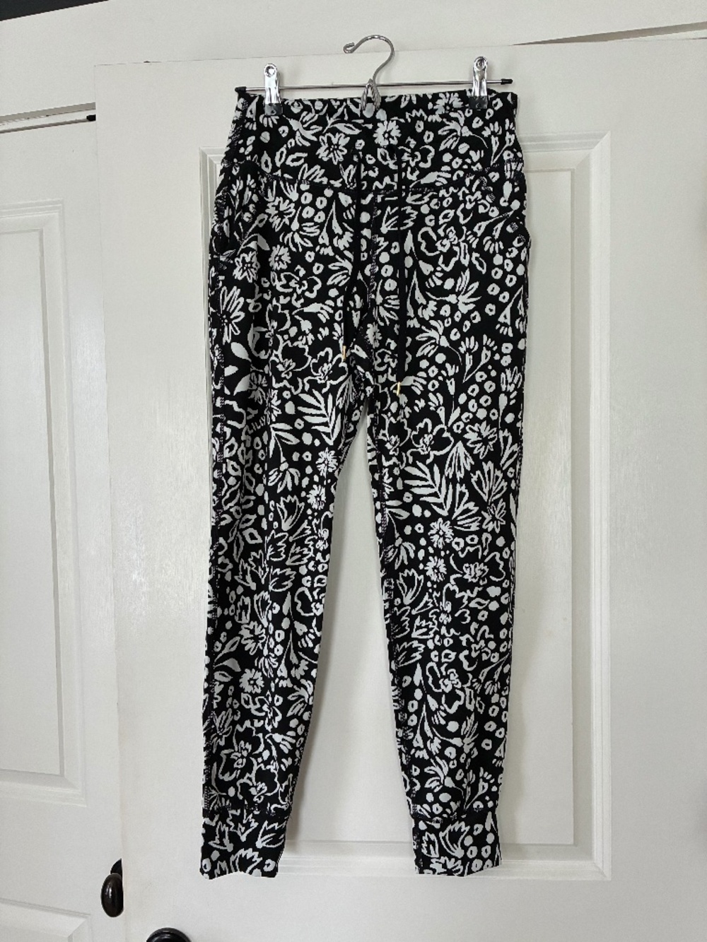 Lilly Pulitzer Weekender Hi Rise UPF 50+ Leggings Twisted Up Active M